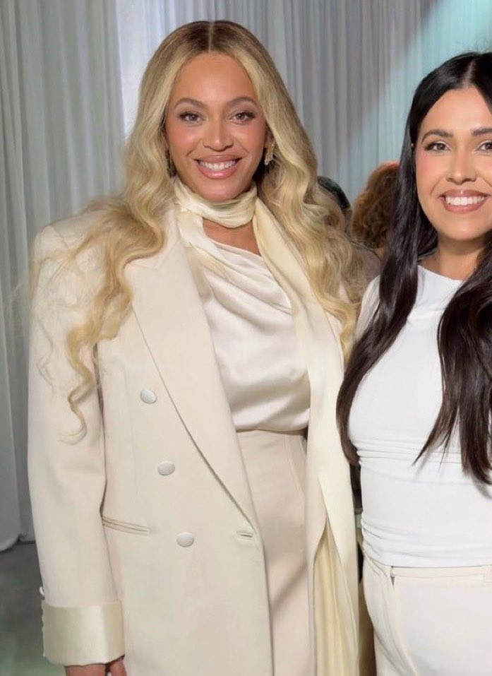 S!N M!!N4J tweet media