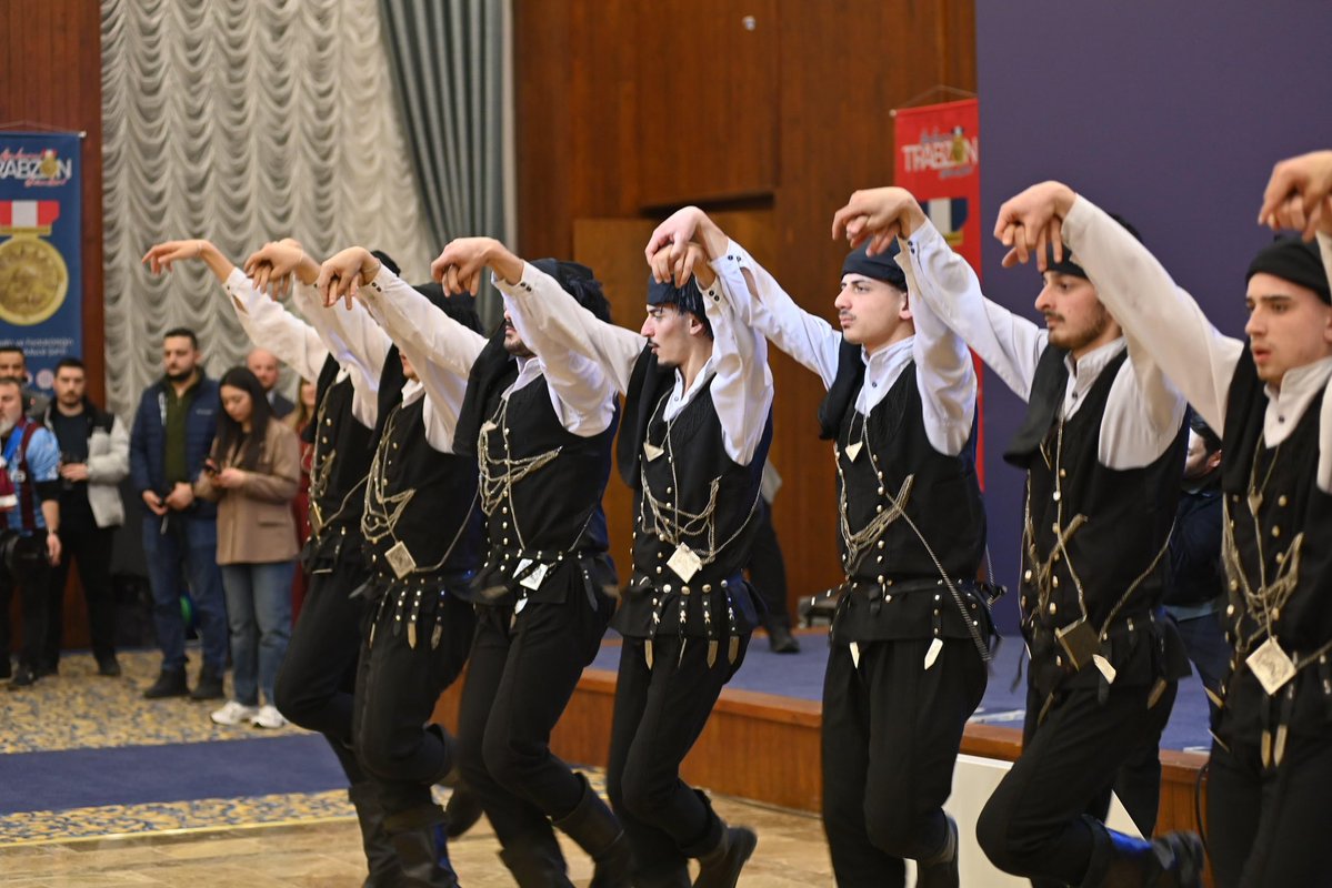 Vehbi Koç tweet media