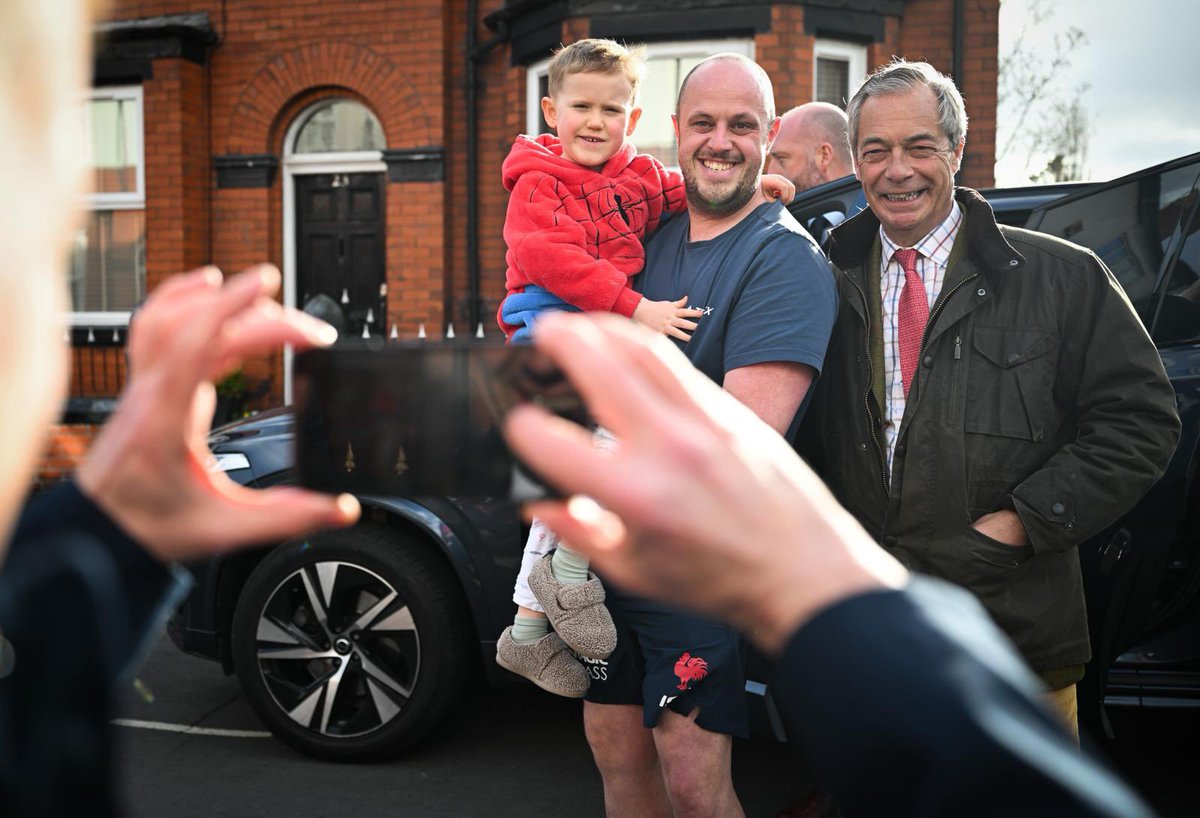 Reform UK tweet media