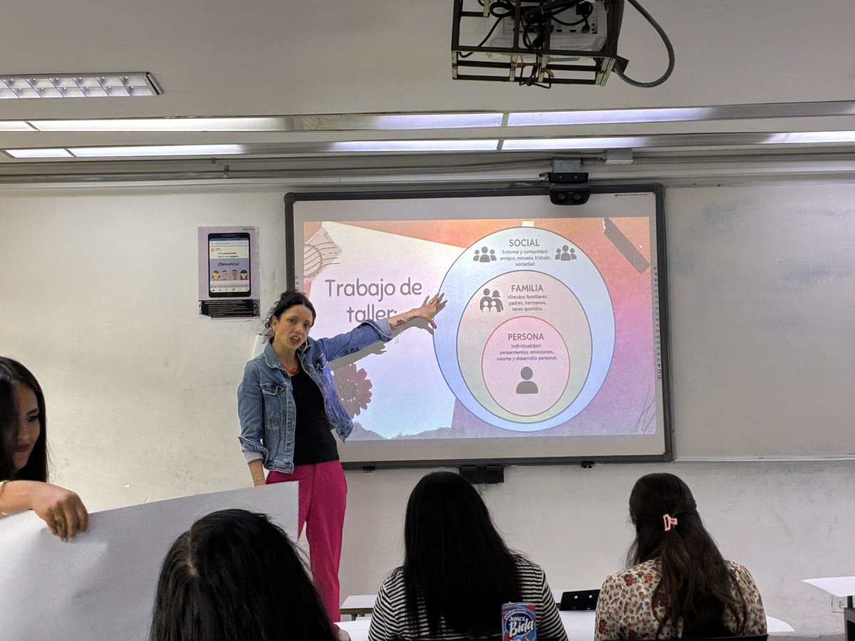 uigfi_UNAM's tweet photo. Hoy en el ❤️❤️‍🩹Taller de Relaciones de pareja sin violencia emocional!!!! 

Gracias, Dra. Natalia Tenorio, por la primer sesión tan didáctica y ágil que nos has regalado. 
⭐️⭐️⭐️⭐️⭐️⭐️

💡🤓 Recuerden que serán 3 sesiones!!! Aún puedes integrarte ☺️

#relacionessanas
#NoViolencia https://t.co/16wGh2CPt4