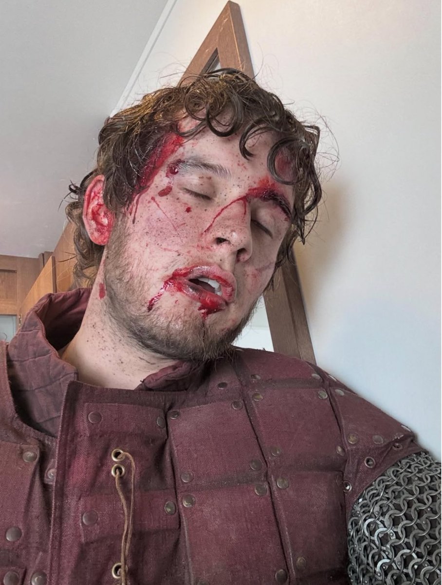 knightofsevens's tweet photo. shaun thomas as ser raymun fossoway https://t.co/tbHOOK6nok