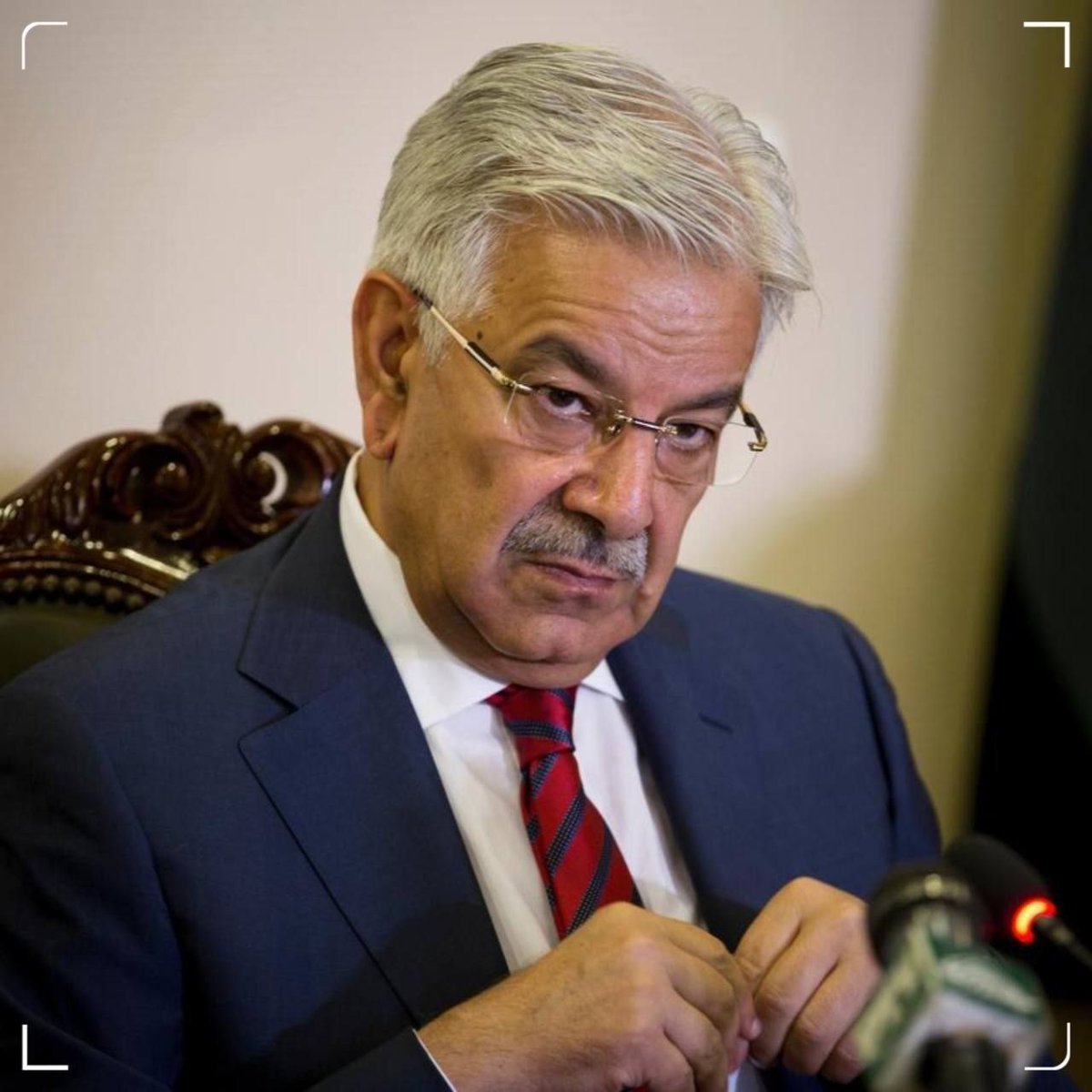 artemisia_black's tweet image. Vedo che "colui che non deve essere nominato" (e non è Voldemort ma gli assomiglia per malvagità) è amato intensamente da tutti  nell'intera galassia ...
#isra_hell
#NetanyahuMustFall