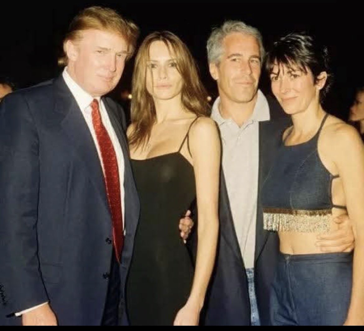 Blazinaura tweet media