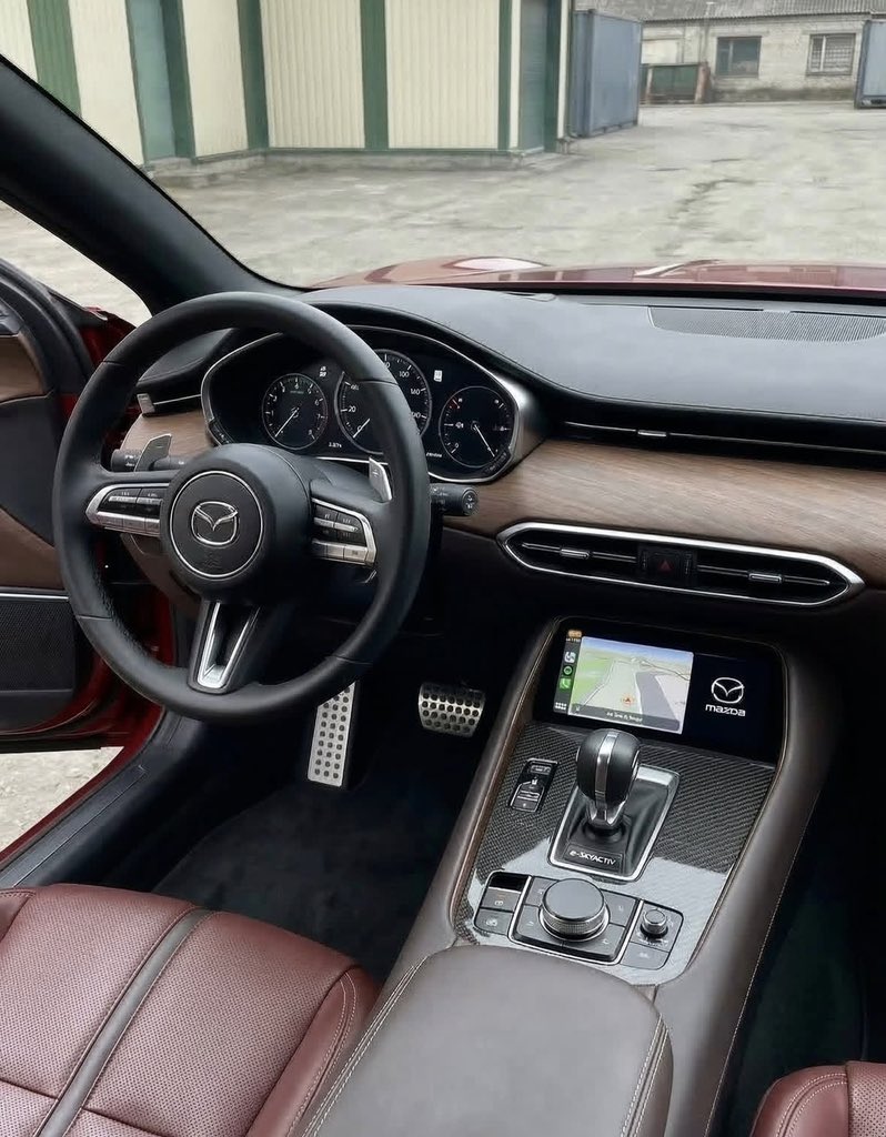 Car Grails tweet media