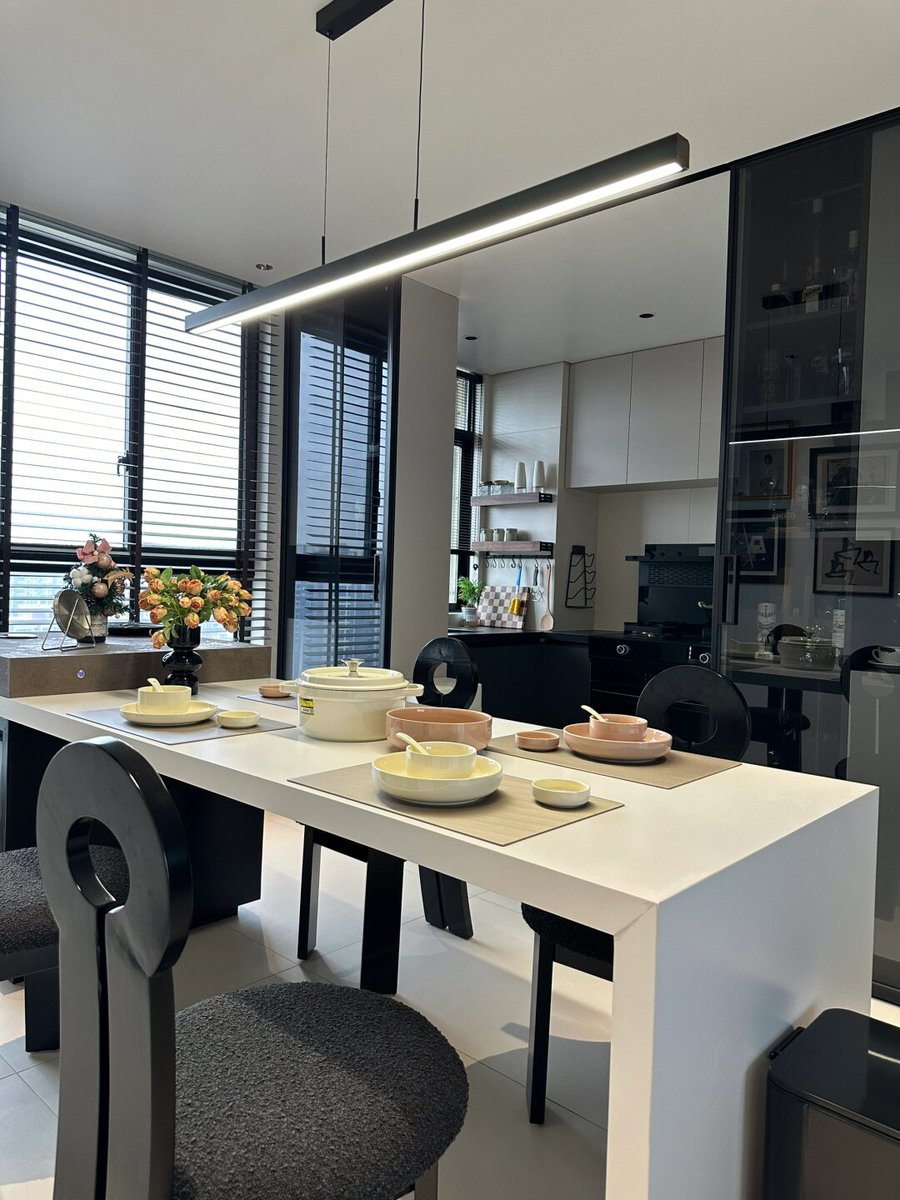 Tim Brooks tweet media