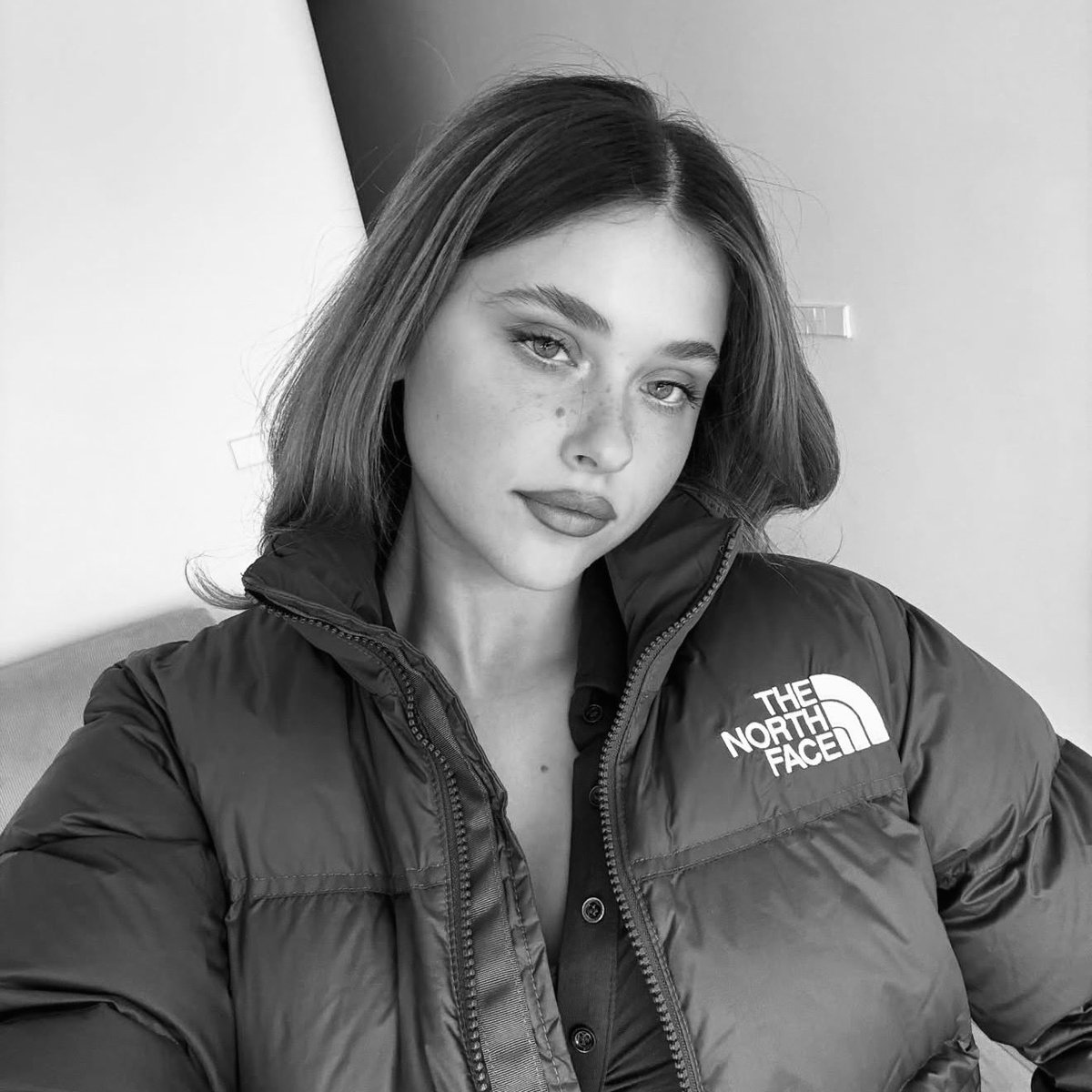 𝐧𝐚𝐲𝐥𝐚. tweet media