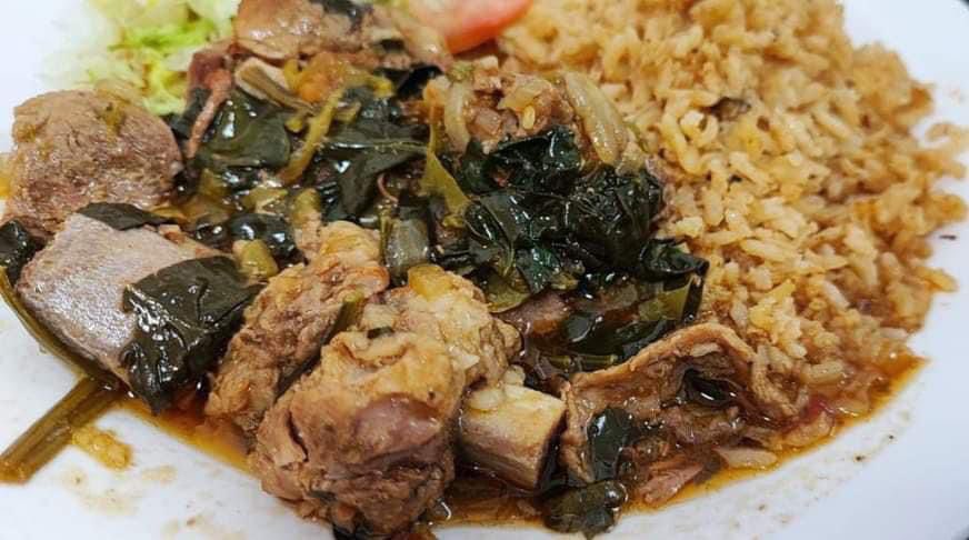 _losgrillos's tweet photo. Hoy jueves 9 de abril tenemos un menú delicioso para la comida: 🥘 pollo en salsa de queso, enchiladas suizas, costillitas con espinacas, cuete con tocino, 🥓, cocido, caldo de pollo, bistec ranchero, pollo en mole y mucho más 😋 https://t.co/cS8RZlOGRH