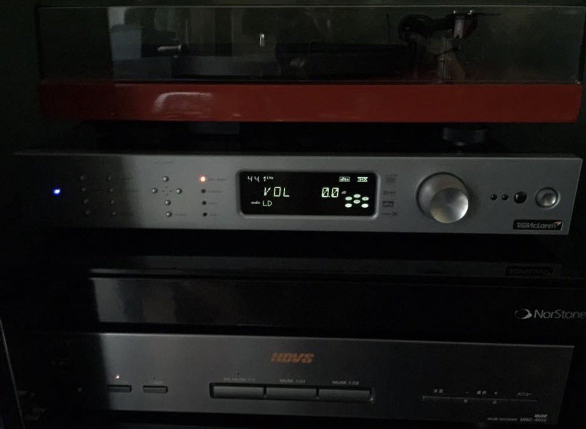 the4kCollectivE's tweet image. Hivision laserdisc player and muse decoder both needed. 

#PhysicalMedia #Laserdisc #Muse #Hivision @ObsoleteSony #Pioneer