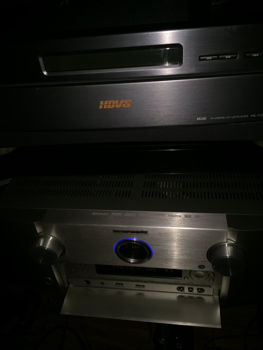 the4kCollectivE's tweet image. Hivision laserdisc player and muse decoder both needed. 

#PhysicalMedia #Laserdisc #Muse #Hivision @ObsoleteSony #Pioneer