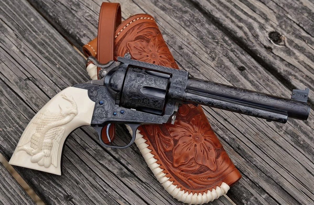 Weapons Daily tweet media