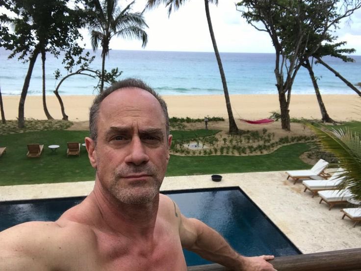 maris crane tweet media