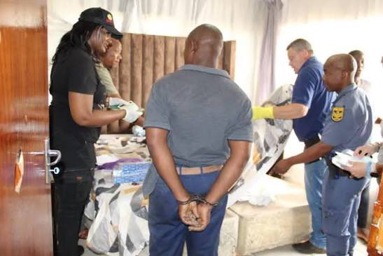 Born-in-SA🇿🇦 tweet media