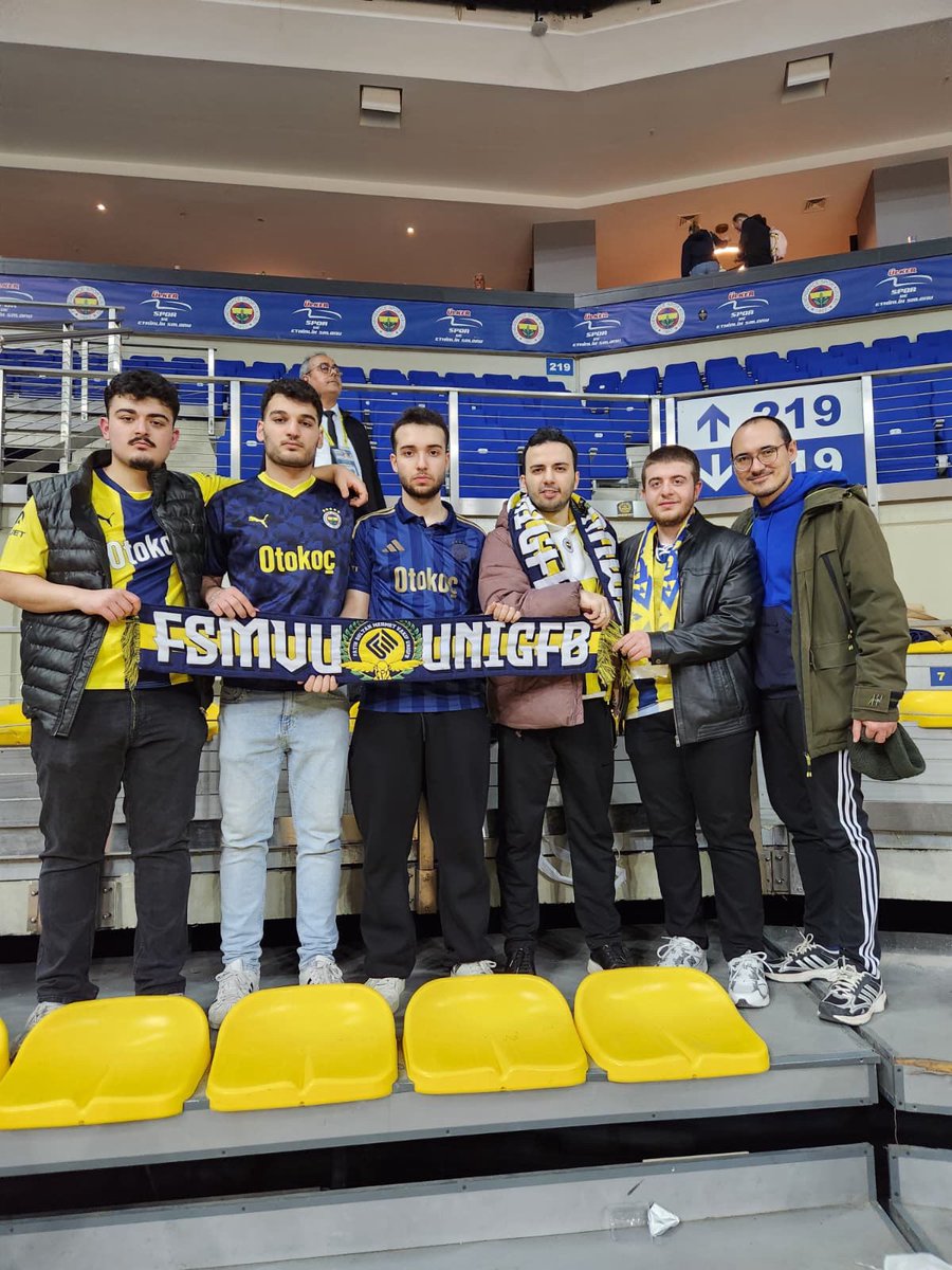 FSMVU UNIGFB olarak, Fenerbahçe Erkek Basketbol Takımımızı Real Madrid karşısında yalnız bırakmadık! #UNIGFB

📍Ülker Sports Arena