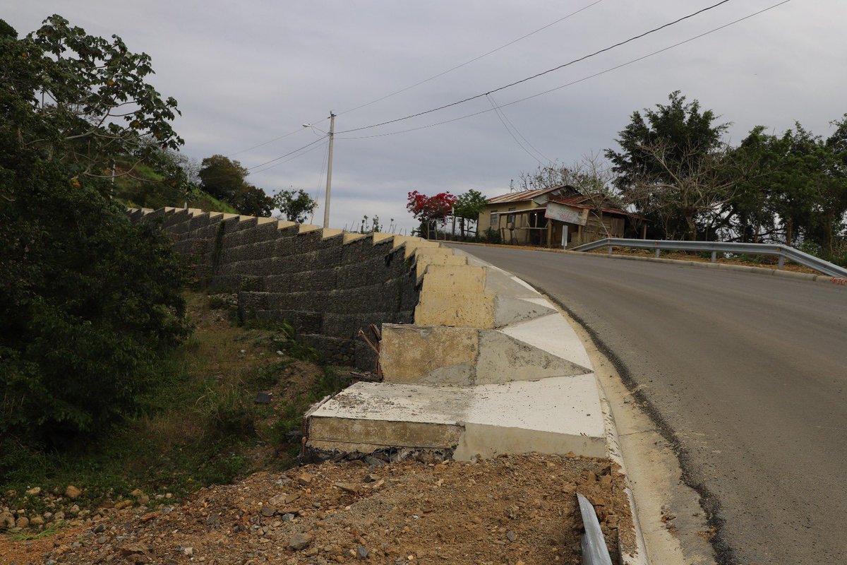 egehidrd's tweet photo. EGEHID acelera la reconstrucción de carretera Tavera-Jarabacoa. 

Más del contenido en https://t.co/1qBZKublzN
#Egehid ¡La energía sostenible del país! https://t.co/HlO5b3YkjG