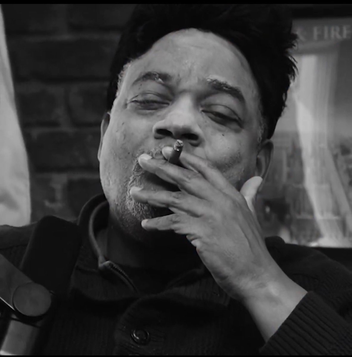 MR PLANET glitch tweet media