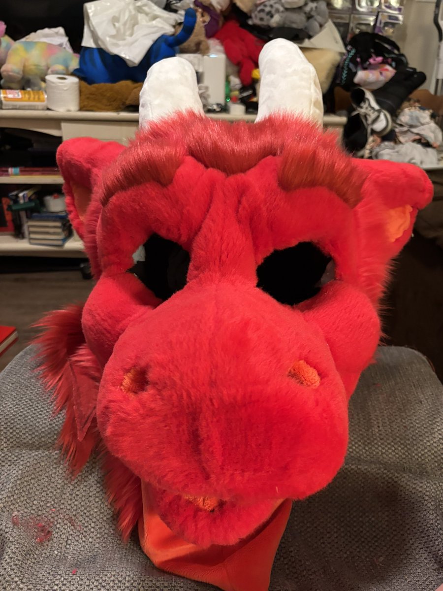 FlamingoFancyFS's tweet photo. Clay is nearly done! Got him mostly all glued up and sewn. Now I just have to do the final shave and then add the eyes. Just need to sew up the back of the head and the liner. And then he will be done and heading home!  #furry #furryfandom #fursuit #fursuitmaker #fursuitmaking https://t.co/dUv6cWQVB3