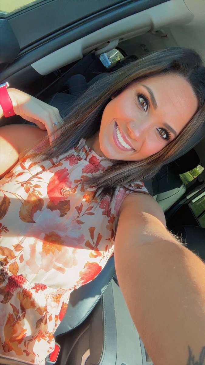 Brunette Barbie tweet media