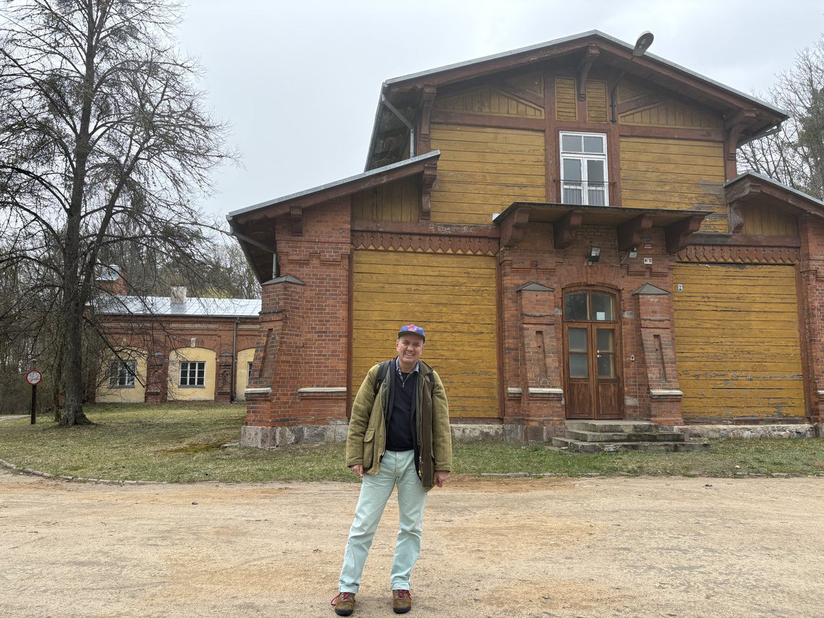 Greg Hands tweet media