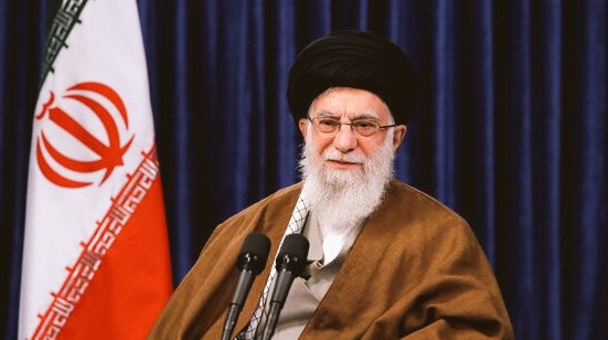 عجیب دلتنگتونیم و این دلتنگی هیچ وقت التیام پیدا نخواهد کرد ...💔😢
#شهید_ایران
