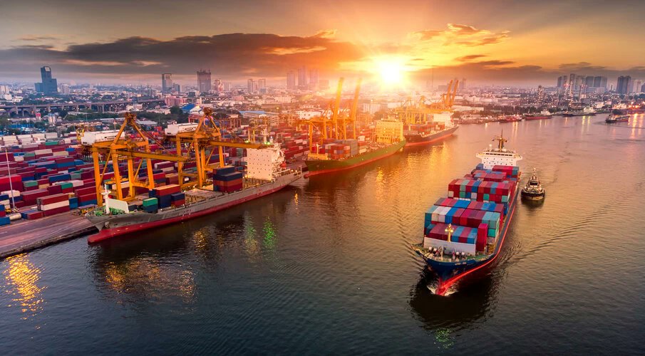 CapitalCSMC's tweet photo. 🚢 Capital Containers Ship Management Corp. is now a proud member of the Container Ship Safety Forum (@CSSFglobal)!
Safety is at the heart of everything we do.
🔗 https://t.co/qDfqYA3KqW
#CSSF #MaritimeSafety #ContainerShipping #CapitalContainers https://t.co/IDfqXhv2Fw