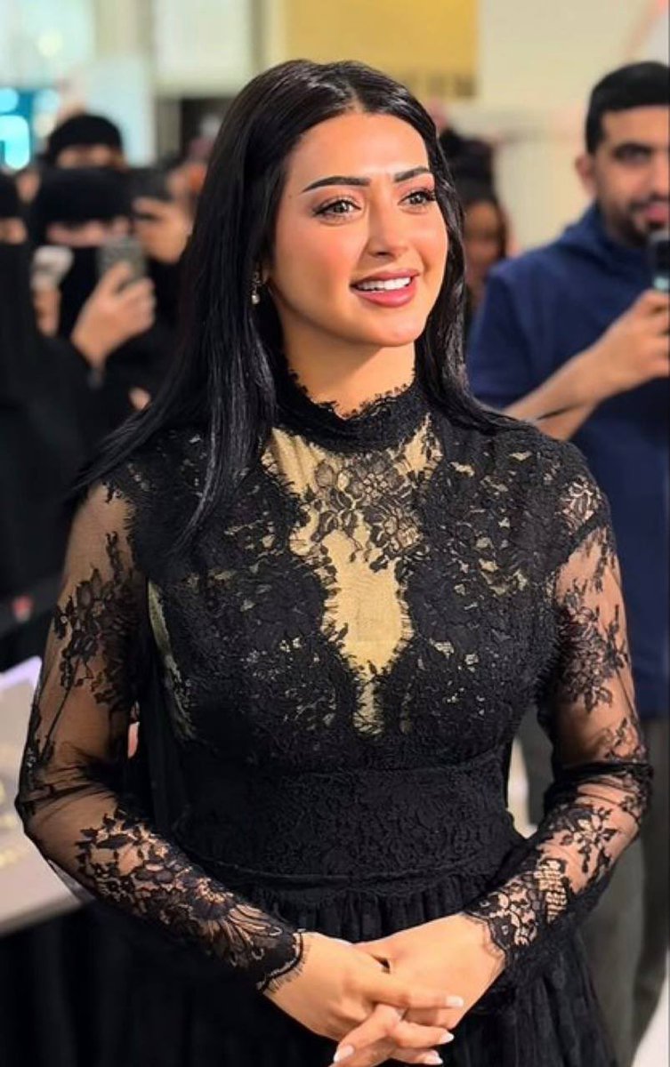 شيخة tweet media