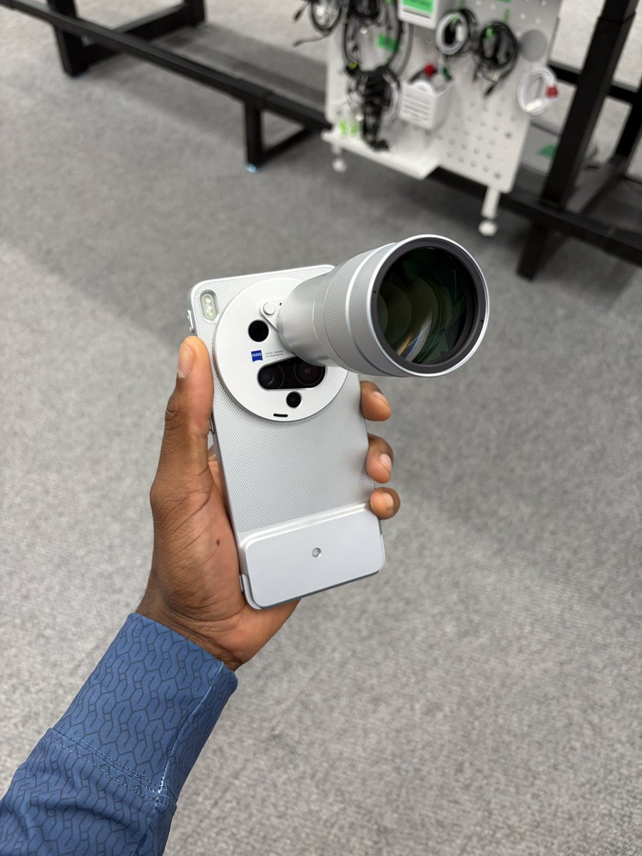 Marques Brownlee tweet media