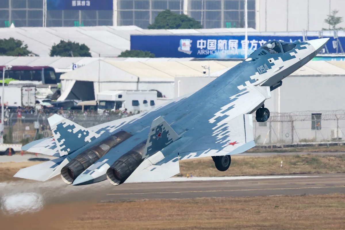 "hey su-57" and it struggles to establish air superiority over ukraine😭😭😭😭