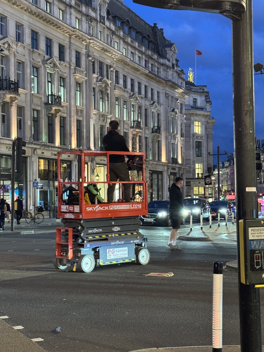 watch dogs wrench holding things tweet media