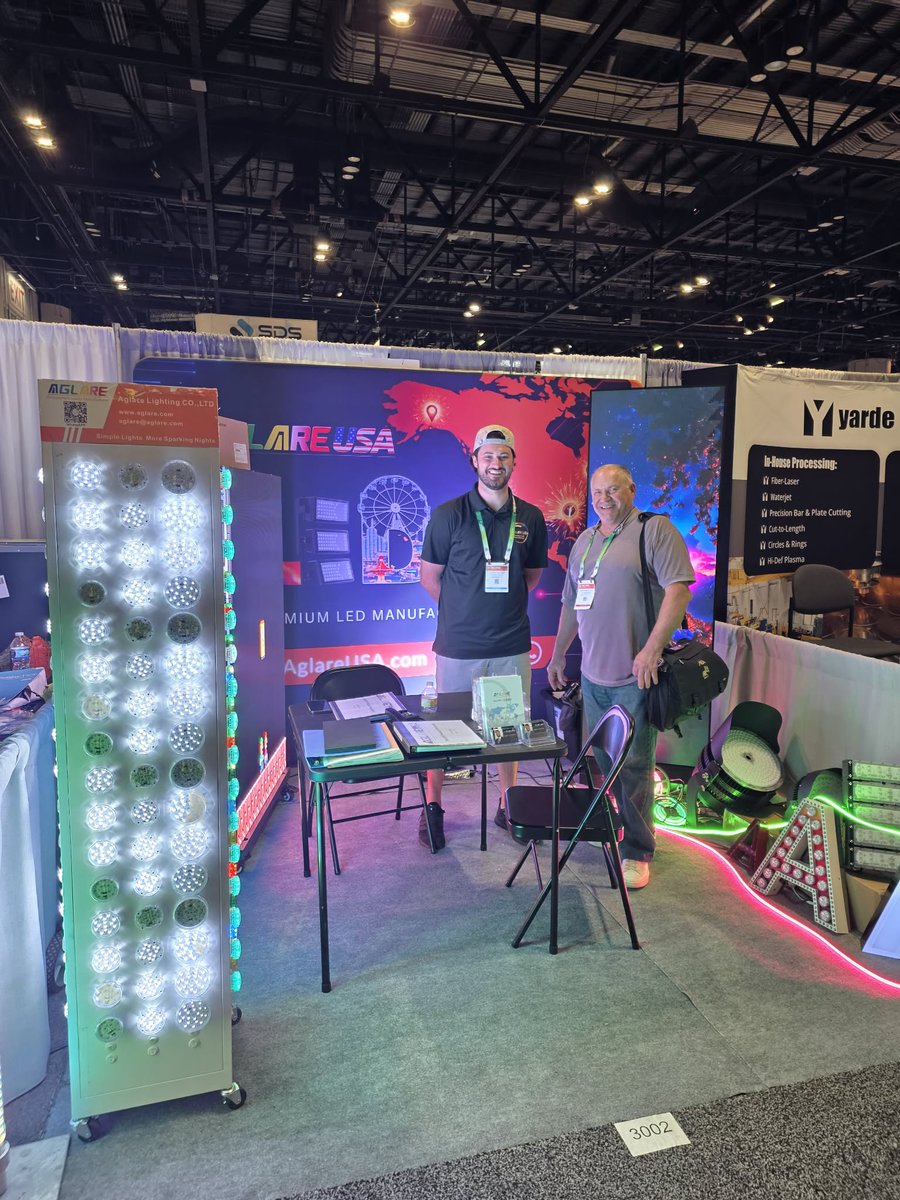 Aglare_USA's tweet image. We are LIVE at #ISASignExpo2026 and the booth is packed! Our rep says it best: "People see it live and they're completely blown away." 

Come experience it yourself at Booth 3002, Orlando. Register FREE with code 367915. 

#AglareUSA #LEDDisplays #SignExpo #PremiumLED