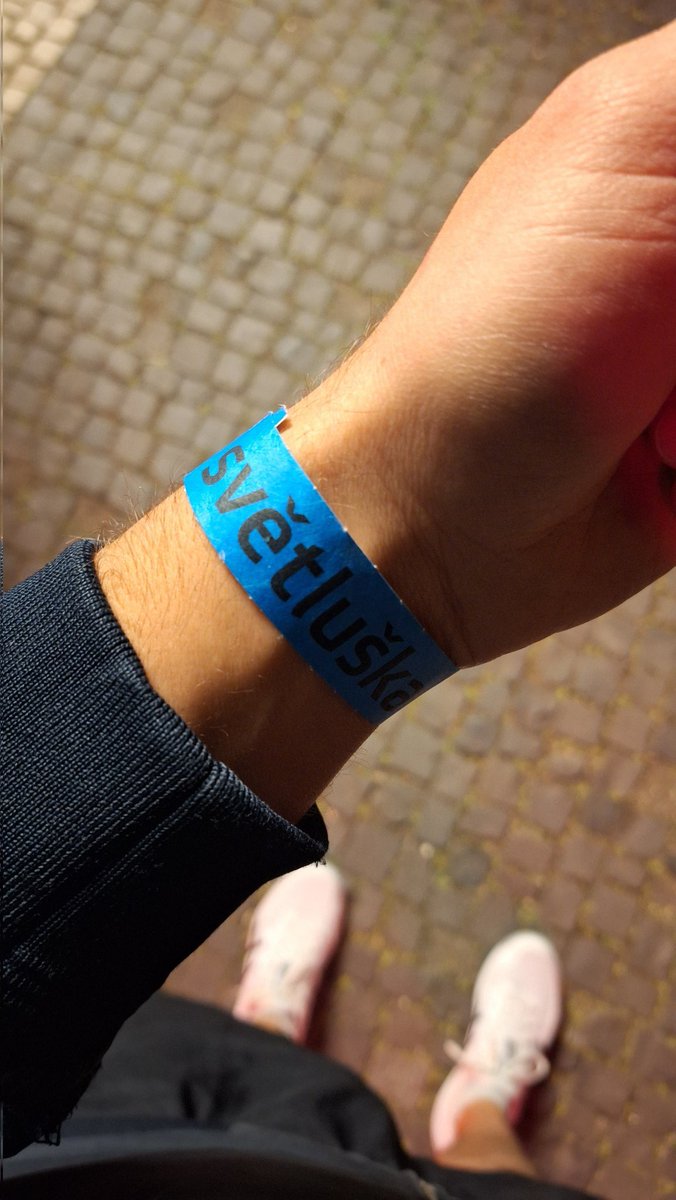 Běhání fakt nemám rád. Když už, tak běhám na bus.

A pak jsou výjimky jako třeba Běh pro Světlušku od <a href="/CRozhlas/">Český rozhlas</a> . Pro ty, kteří mají špatný očička. Tam mi to dává smysl. 👀🤗

Tak díky a zase za rok. 🤍🖤