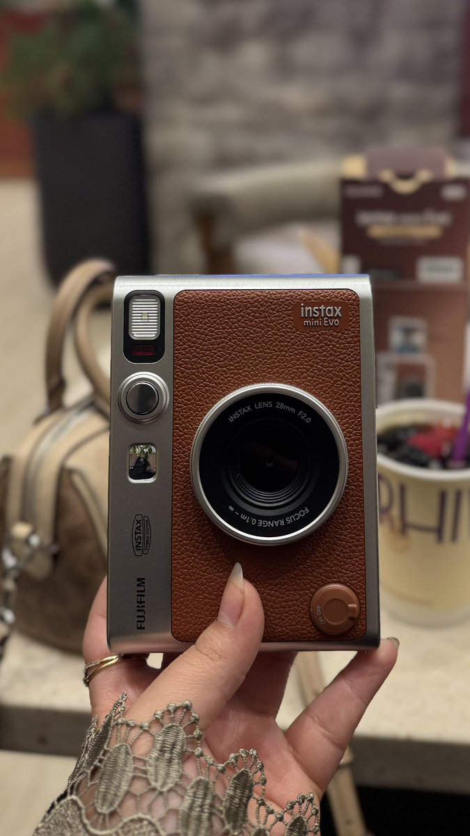 البَتول tweet media