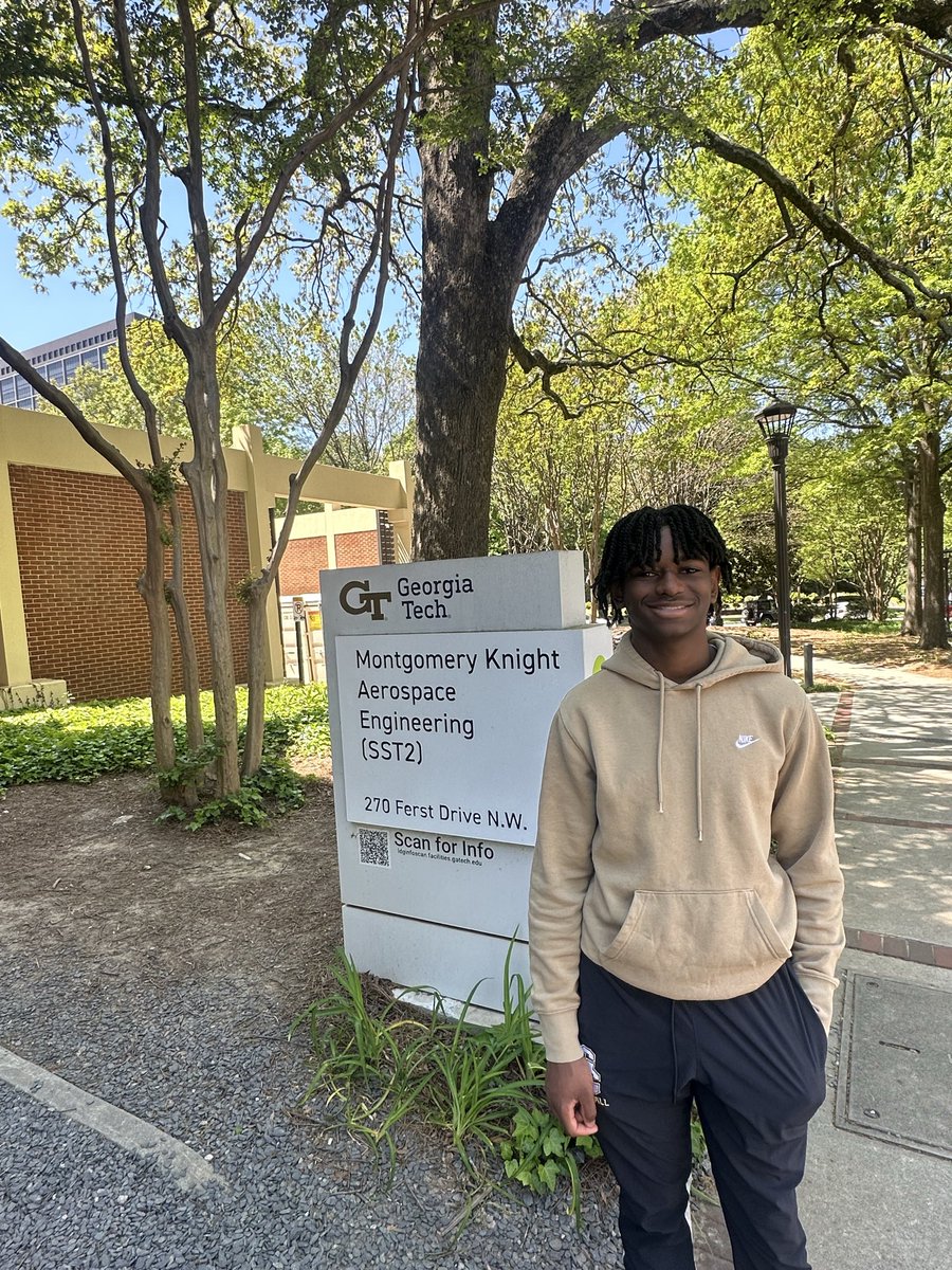 iam_bc4's tweet photo. Had a great Spring Break visiting my family in Alabama,touring the Aerospace Engineering programs at @AuburnU @AuburnEngineers &amp; @GeorgiaTech @gatechengineers ,&amp; putting in work on da field

✌🏽 🛩️ back to the DMV and ready for 🏈 prac @gcfootball @OLGCHS 

#Classof2029 #focused https://t.co/kXNPV7dIU8