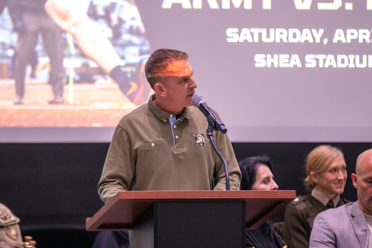 ArmyWP_MLax's tweet photo. We had a great time at yesterday's Spirit Lunch ahead of THREE Army-Navy contests this weekend!

Good luck @ArmyWP_WLax and @ArmyWP_TrackXC !

#GoArmy https://t.co/8HHstTrymt