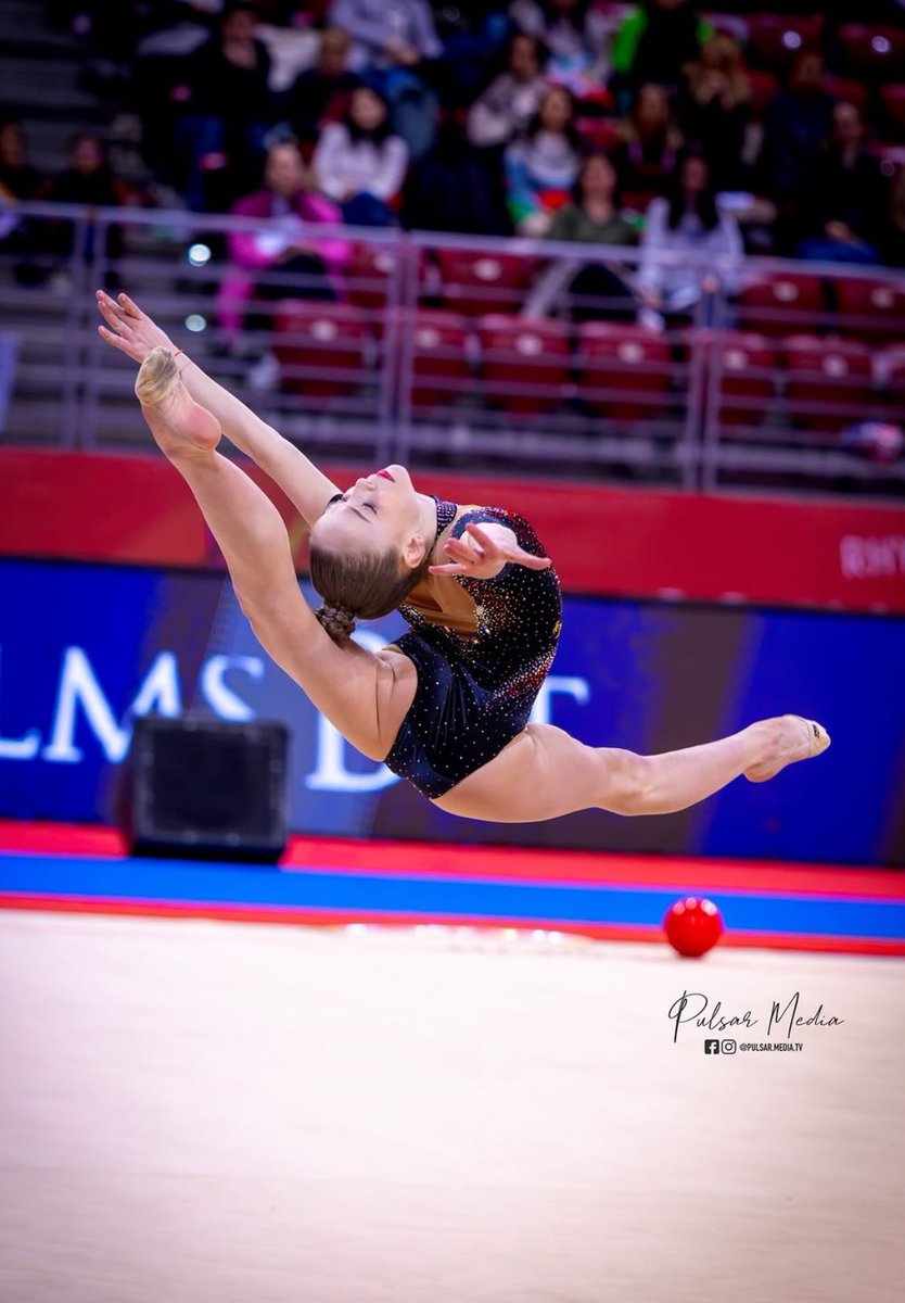 y (raffaeli’s version) tweet media