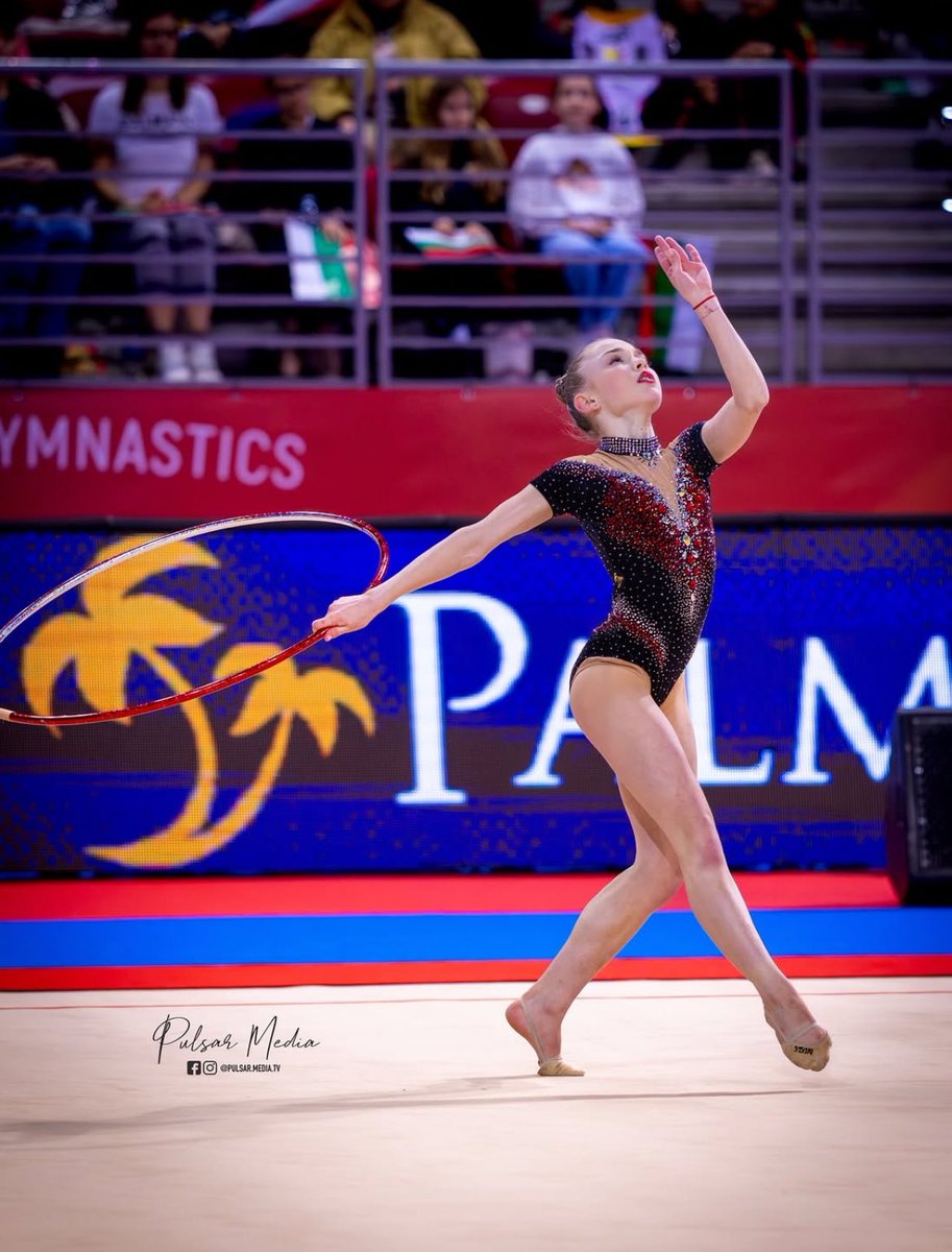 y (raffaeli’s version) tweet media