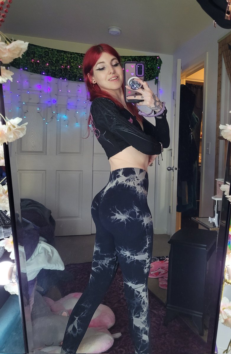 🗡️ JinxyXO 🌸 tweet media