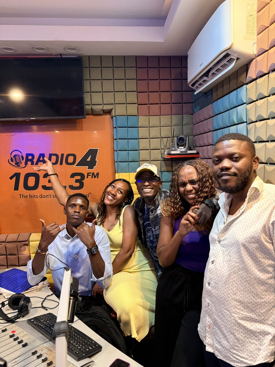 THE ÁĹĹÀŃ ĆÓÚÑŤÝ 🇺🇬 tweet media