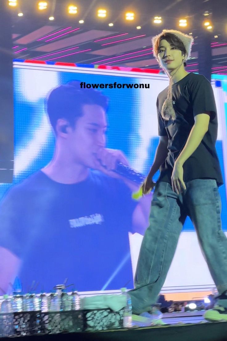 afu. (mw & jd) tweet media