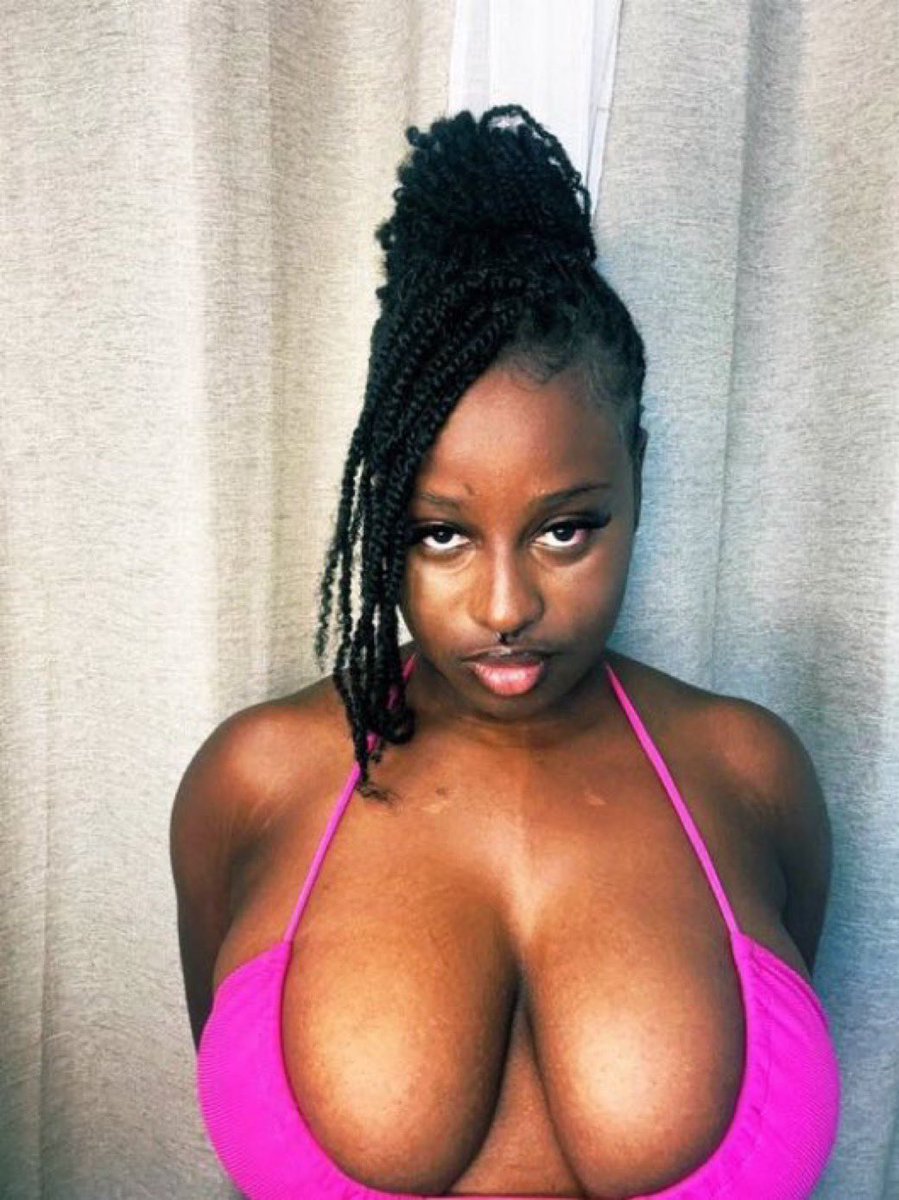 nlemavelli's tweet image. Who is the real GOAT??

Jael.                            Or. Daisy Melanin .