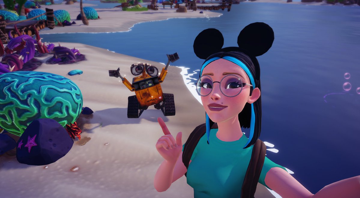 Ash 🌸 tweet media