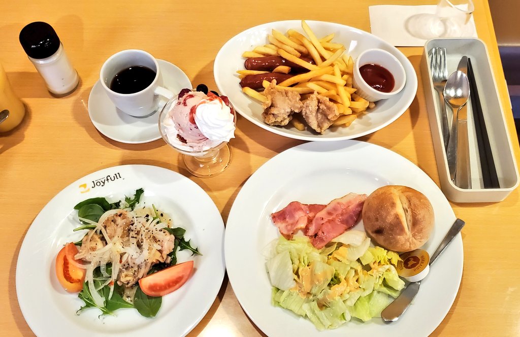 kabin_mathukou's tweet photo. はい！朝から飯テロー https://t.co/DyUCy3J7nW