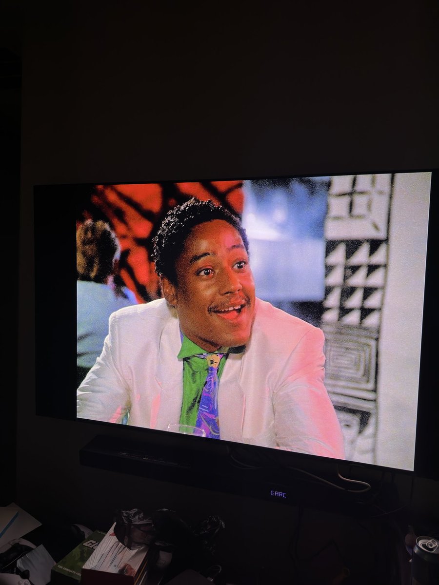 ReviewFischer's tweet image. Wow!! Gus Fring from #BreakingBad in 1985 on #MiamiVice

The great Giancarlo Esposito