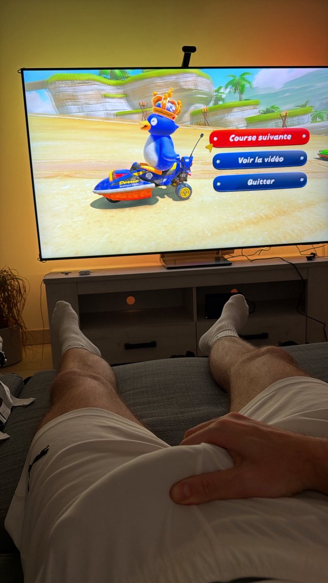 Regino 🍪🦵🏻 tweet media