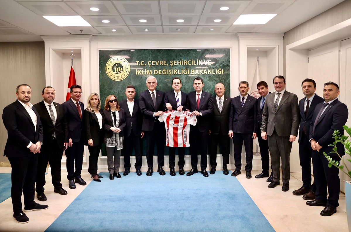 🔴 #ÖNEMLİ Antalyaspor Başkanı Rıza Perçin kulübün borcunu sıfırlamak için dev bir projeye imza atıyor.