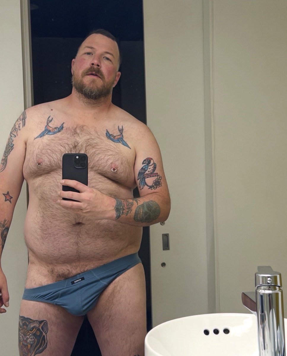 BakerRob_'s tweet photo. Fat cock Friday? 

I’ll go first https://t.co/3VrVPihd9z