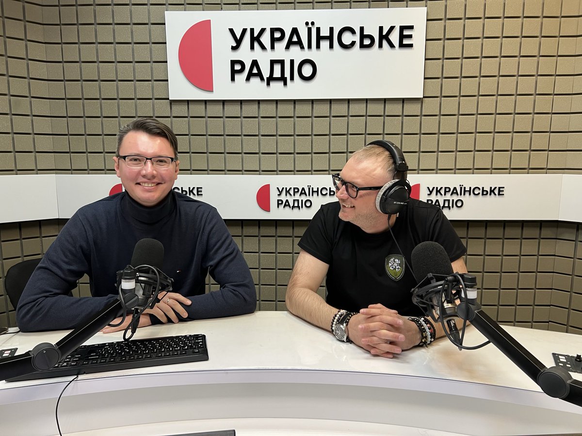 Українське радіо. Ефір тут 🔥

ukr.radio/schedule/play-…