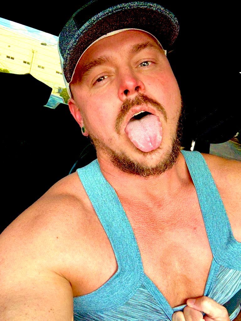 Adam *** DM for Collab! tweet media