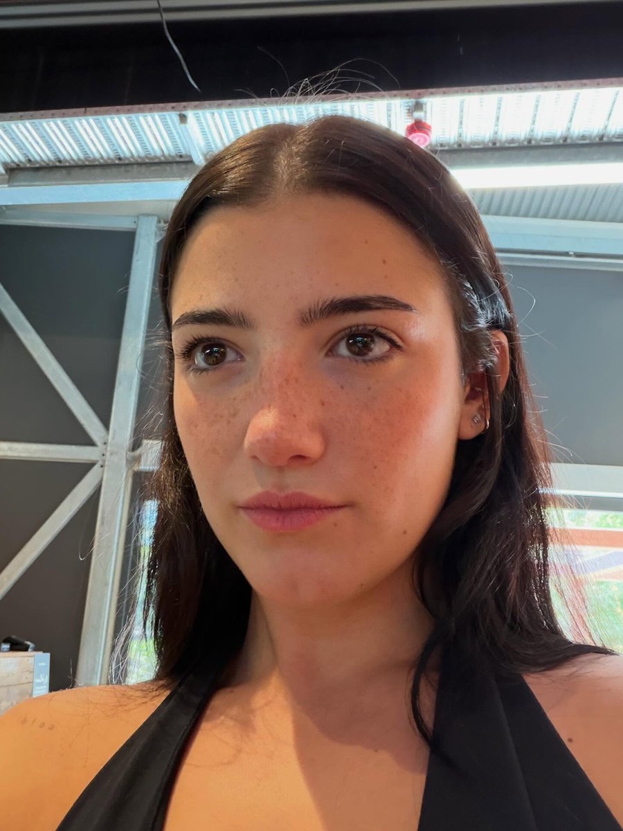 mommy charli's simp tweet media