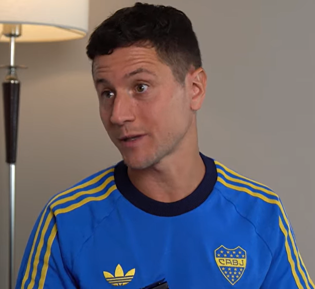 🗣️🇪🇸ANDER HERRERA s/si le quedan sueños en el fútbol:

"Sí. Yo estoy en #Boca porque sueño con ganar algo aquí, sueño con ser campeón con #Boca".