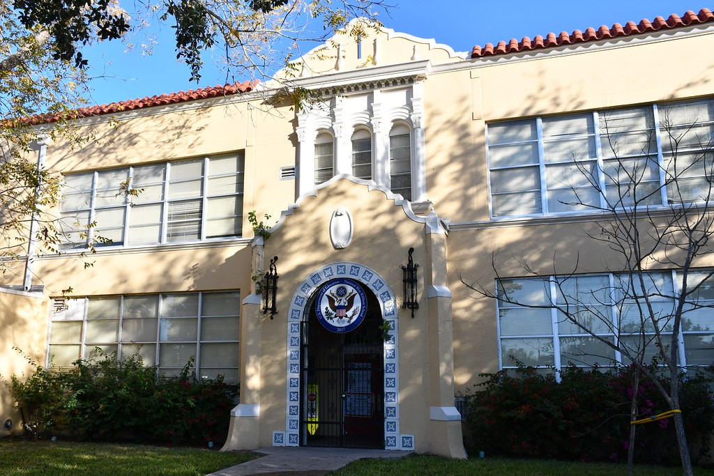 The Edinburg Advocate tweet media